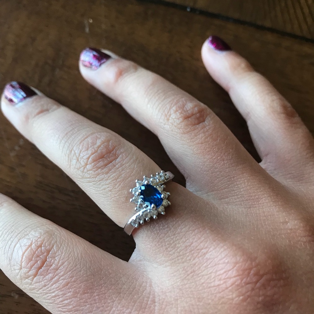 Size 5 sapphire ring